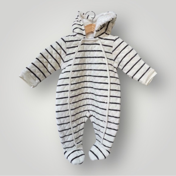 NWT Nordstrom Baby Quilted Hooded Bunting 3M NWT Ivory Stripe Footed One-Piece - Picture 11 of 12